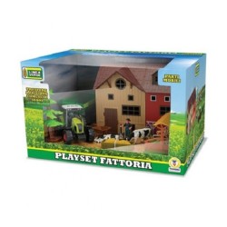 FATTORIA CON TRATTORE A...